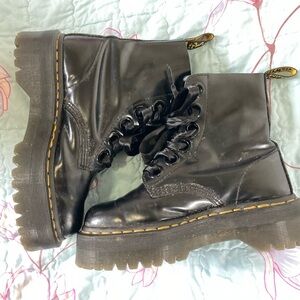 Dr Martens Boots SIZE 6